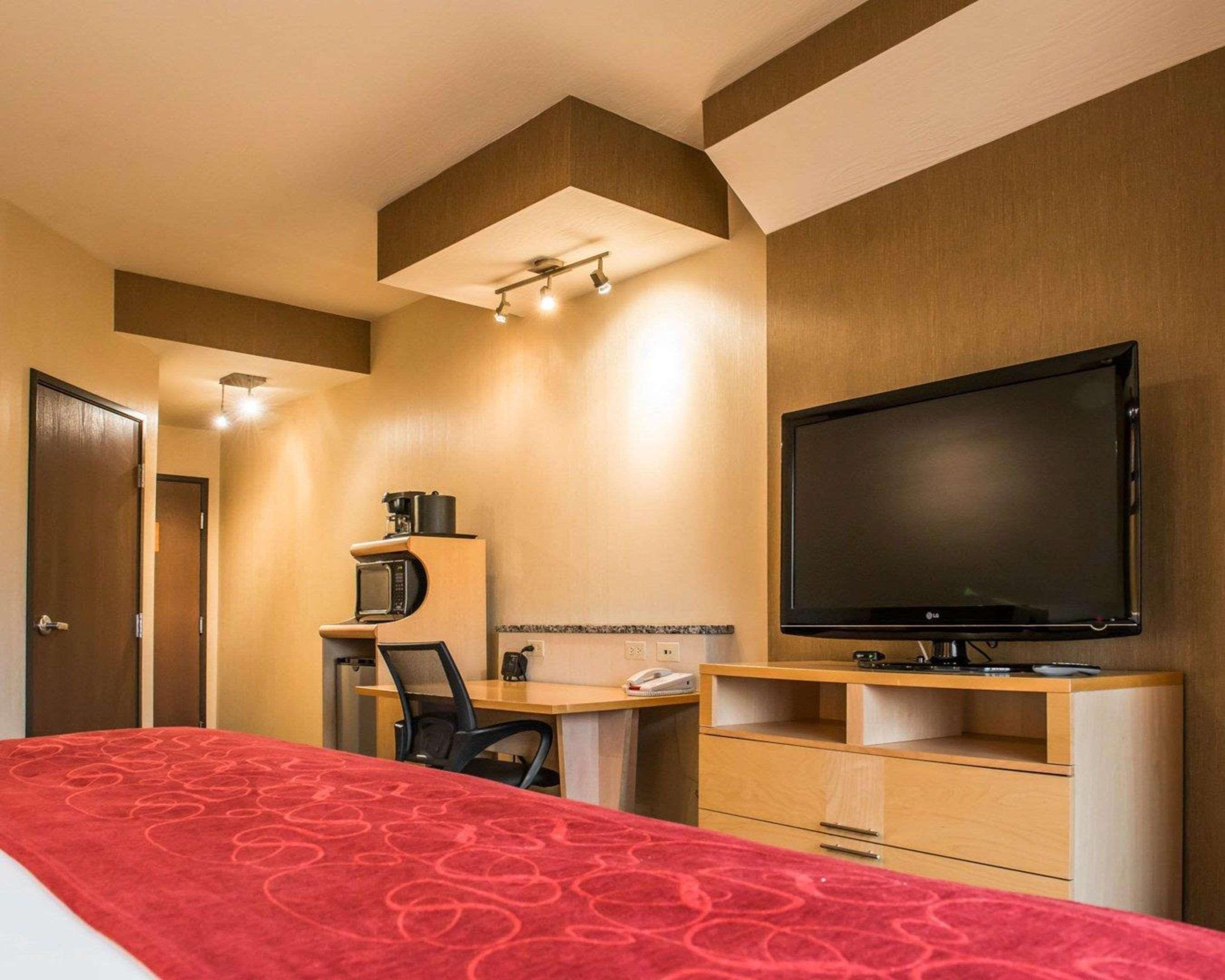 Comfort Suites Monroeville Exteriér fotografie