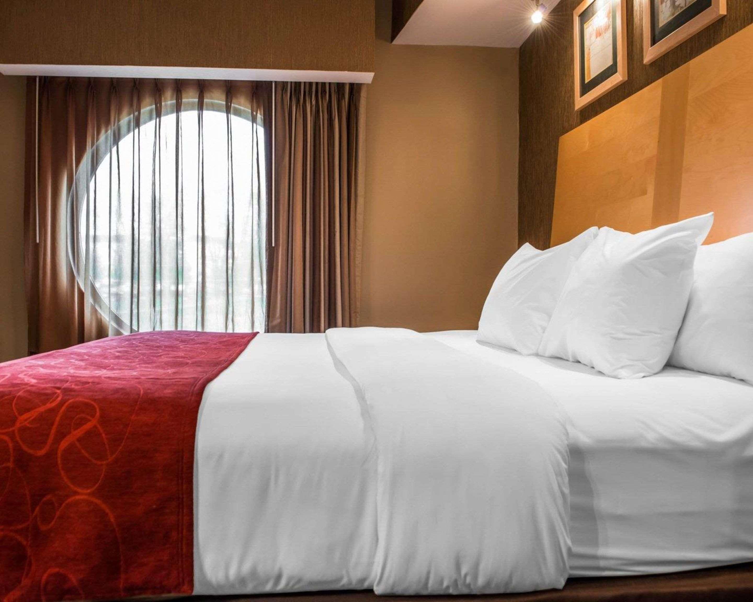 Comfort Suites Monroeville Exteriér fotografie