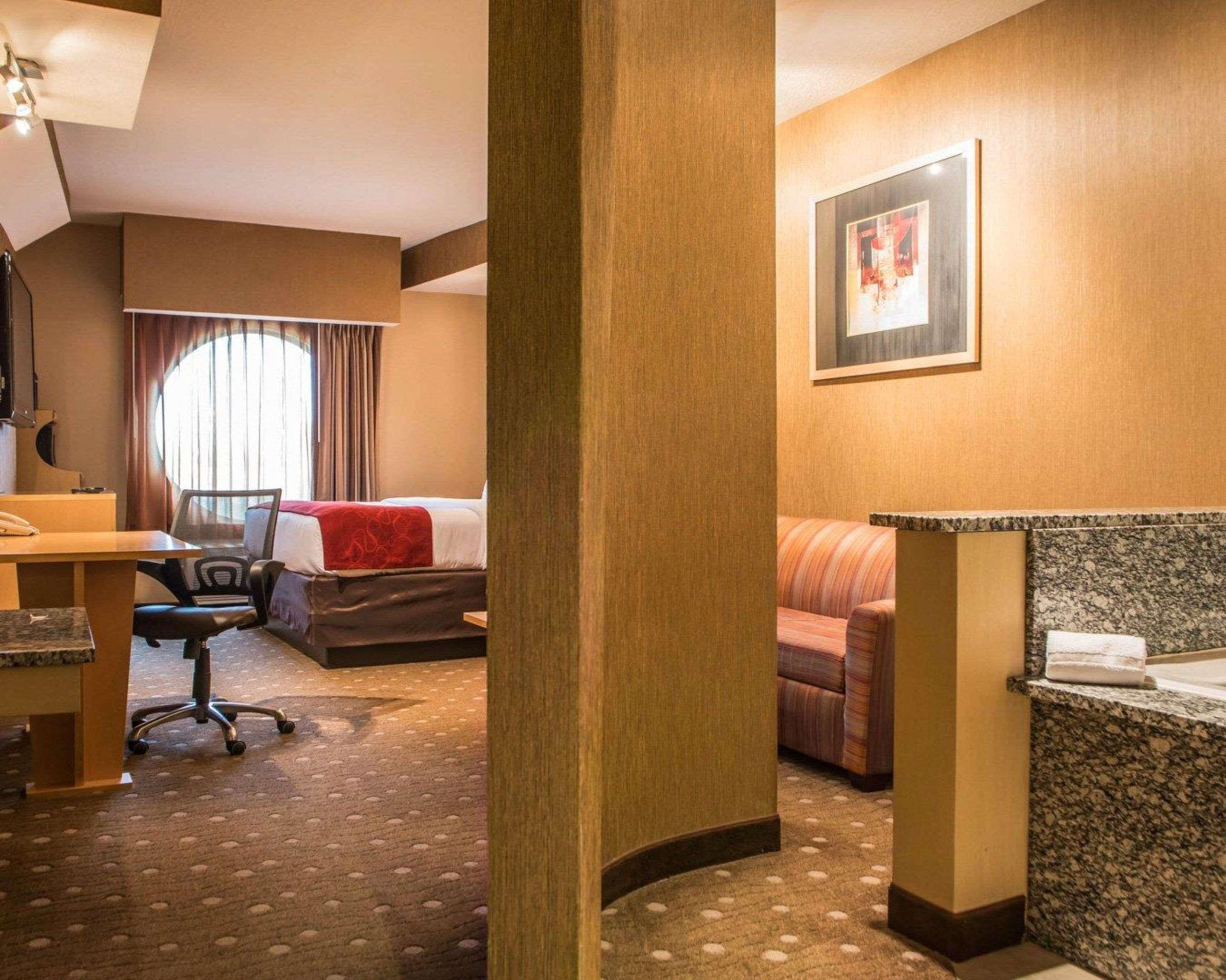 Comfort Suites Monroeville Exteriér fotografie