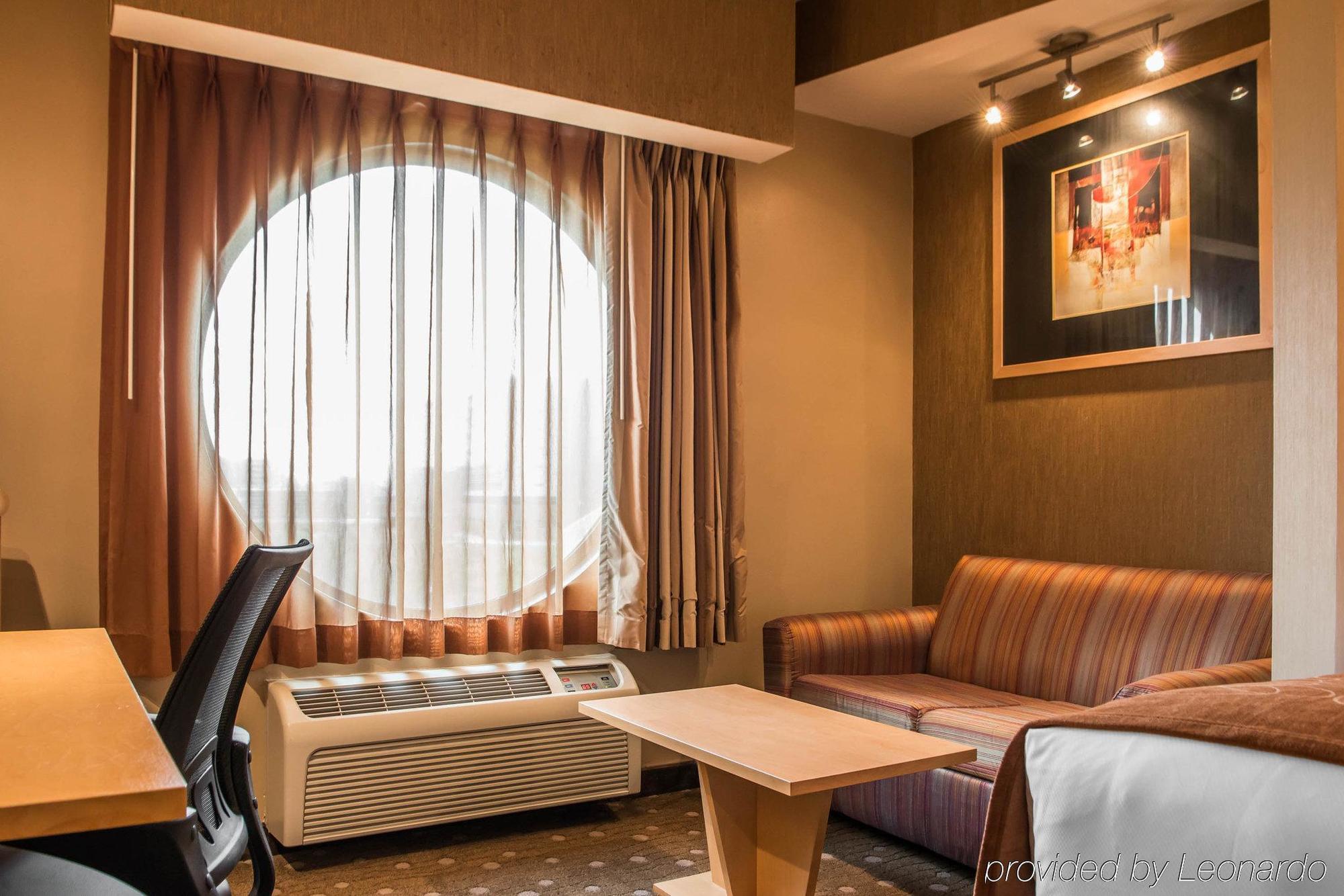 Comfort Suites Monroeville Exteriér fotografie